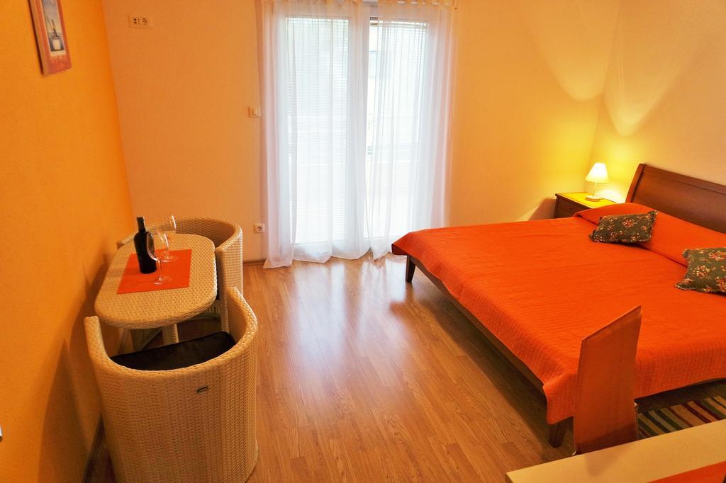Apartments Harmonija บาชกาโวดา ภายนอก รูปภาพ